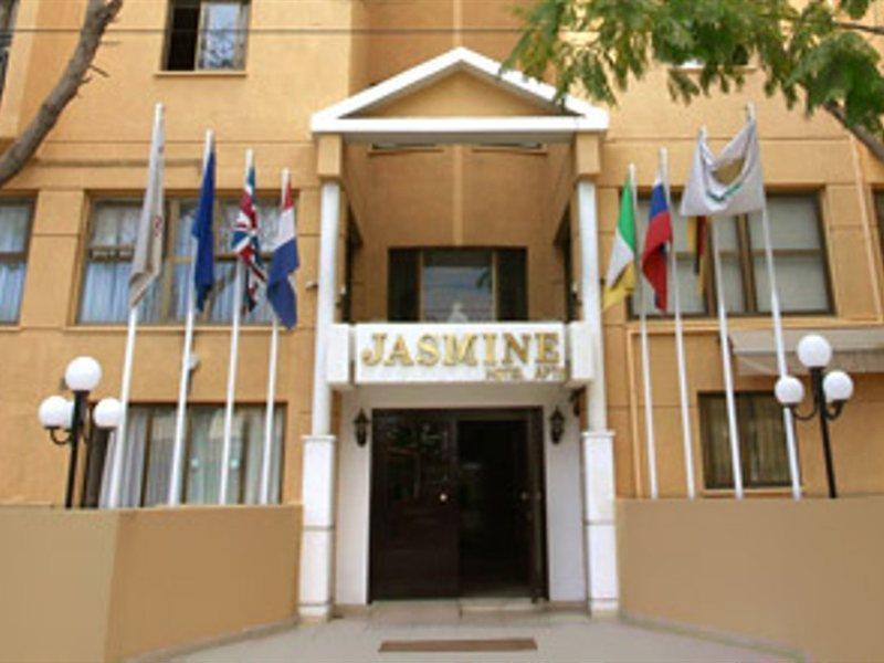 Jasmine Hotel Apartments Limassol Exterior foto