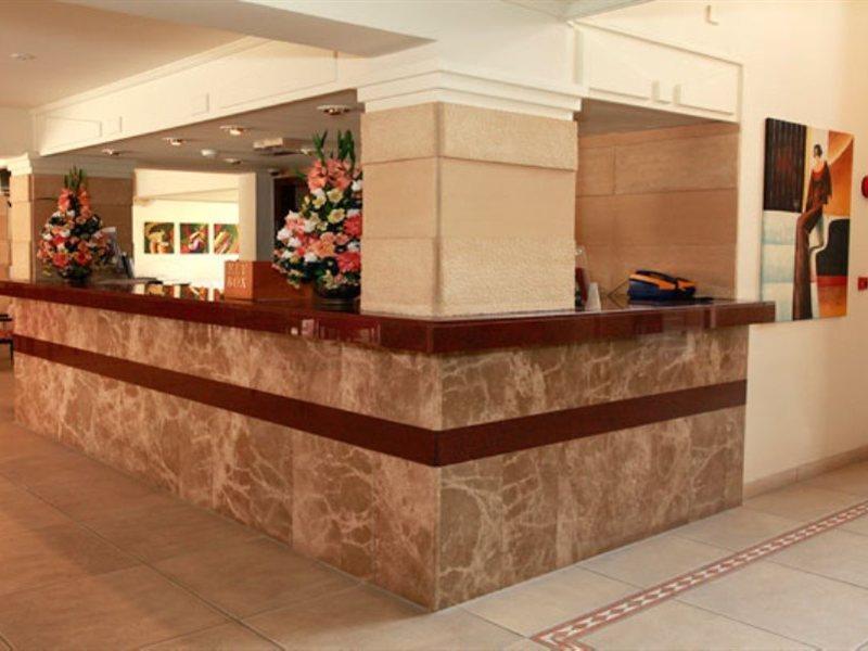 Jasmine Hotel Apartments Limassol Exterior foto